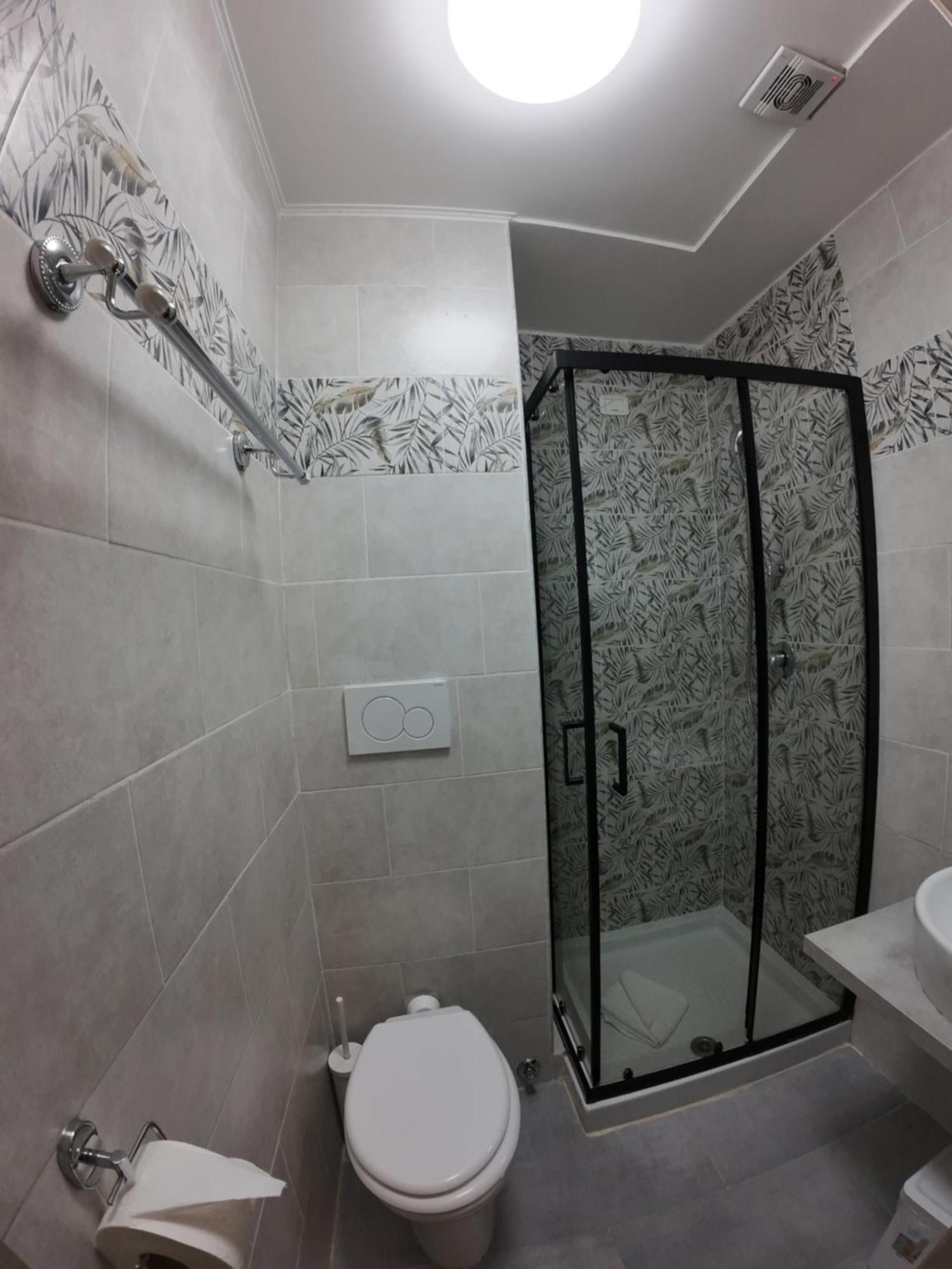 Kaydee Guesthouse Rome Exterior photo