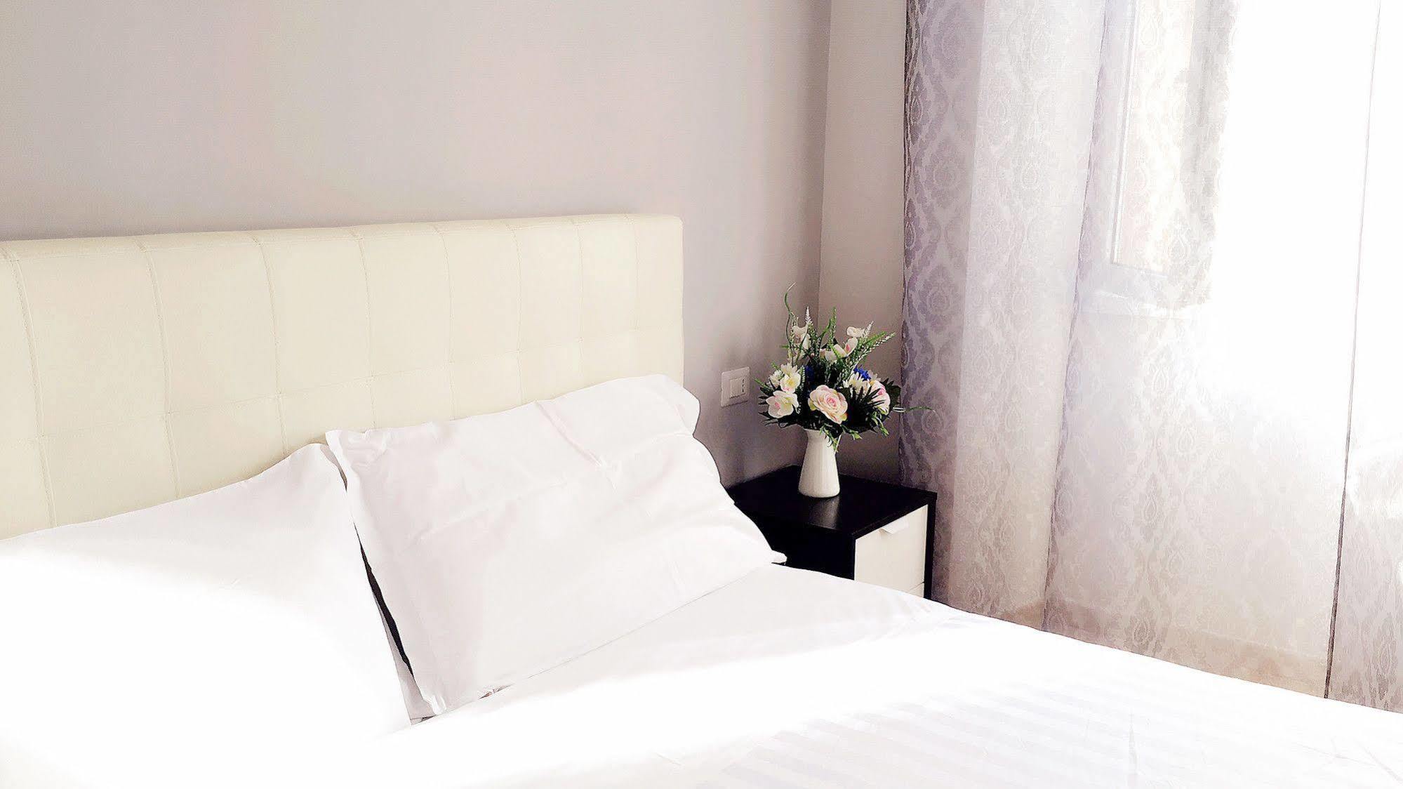 Kaydee Guesthouse Rome Exterior photo