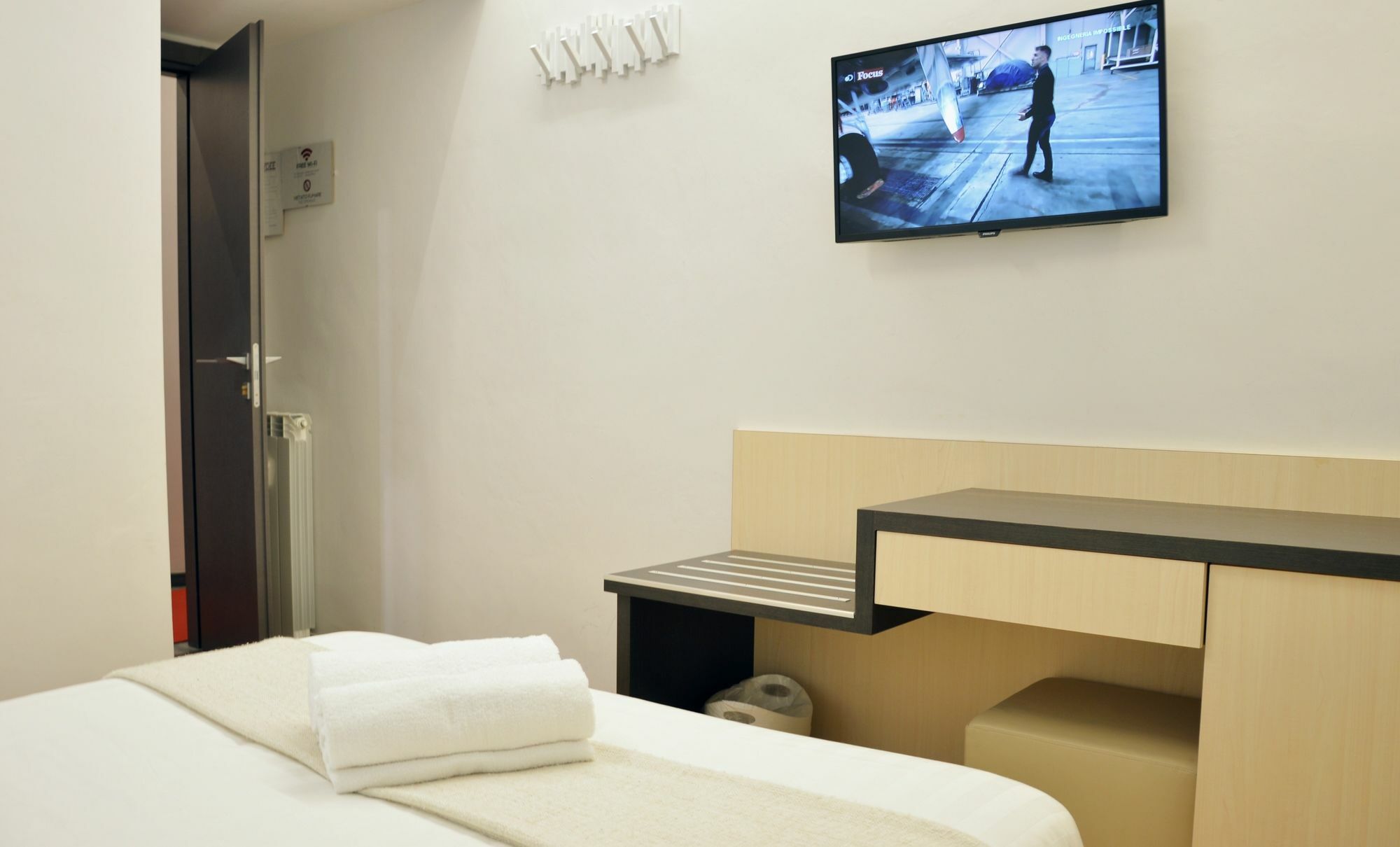 Kaydee Guesthouse Rome Exterior photo